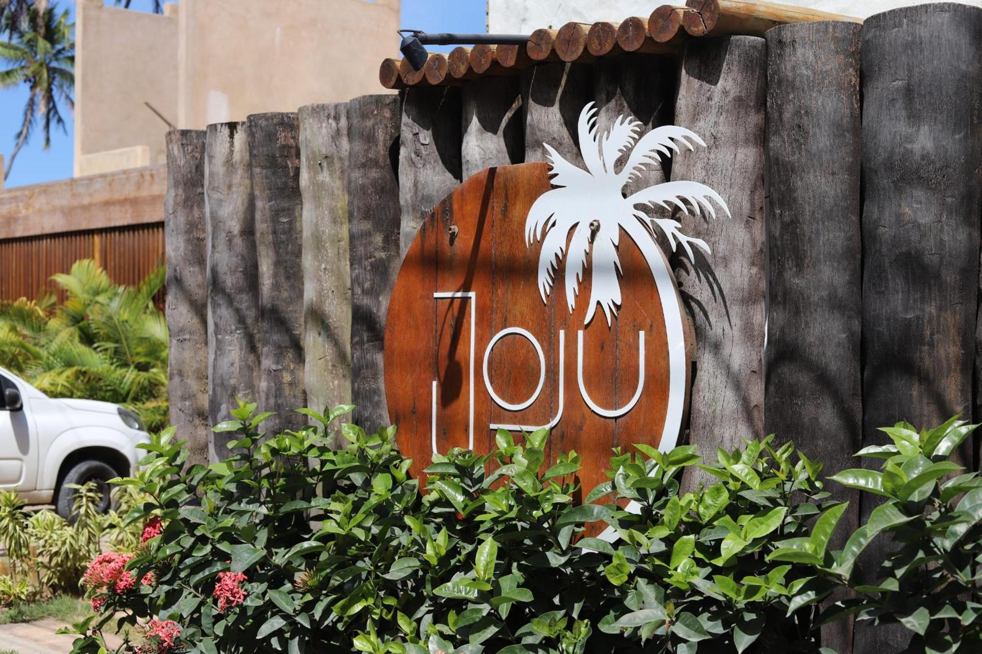 Joju Bangalos & Bistro จาปาราตินกา ภายนอก รูปภาพ